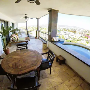 La Vista Luxury Villas At Pedregal Aparthotel
